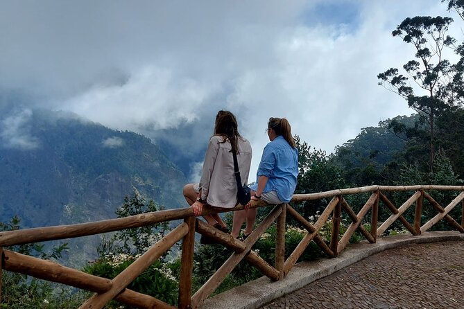 4 Hours Adventure Jeep Tour in Central Madeira Portugal - Driving style: what “off-roads” actually feels like
