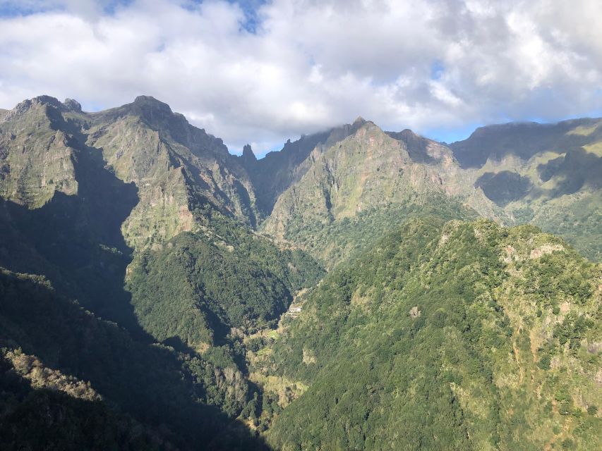 4 hours Unique Jeep Safari Tour to Pico do Arieiro, Madeira - Key Highlights You’ll Actually Feel