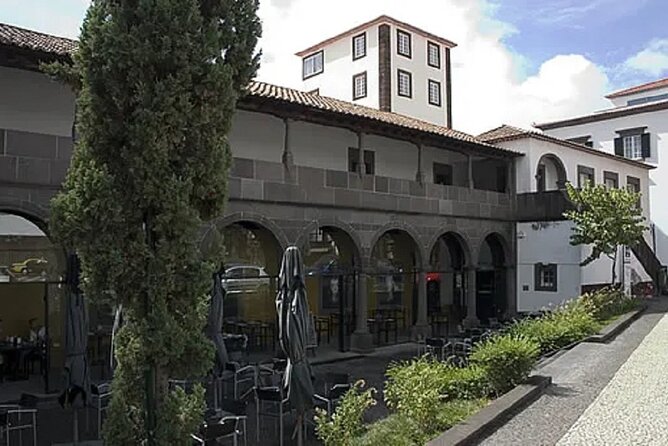 A Self-Guided Walk Through Funchal’s Historic Heart With a Local - Old Protestant Cemetery: a gentle monument with a big backstory