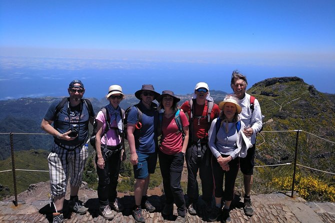 Achada do Teixeira to Pico Ruivo in Madeira (PR1.2) - Hiking Tour - Walking through Natura 2000 forests and Urze heath