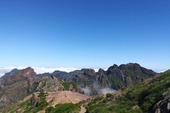 Achadas Teixeira- Pico Ruivo -& Pico pedras/Queimadas forest walk - Stop 1: Pico Ruivo and what the summit actually gives you