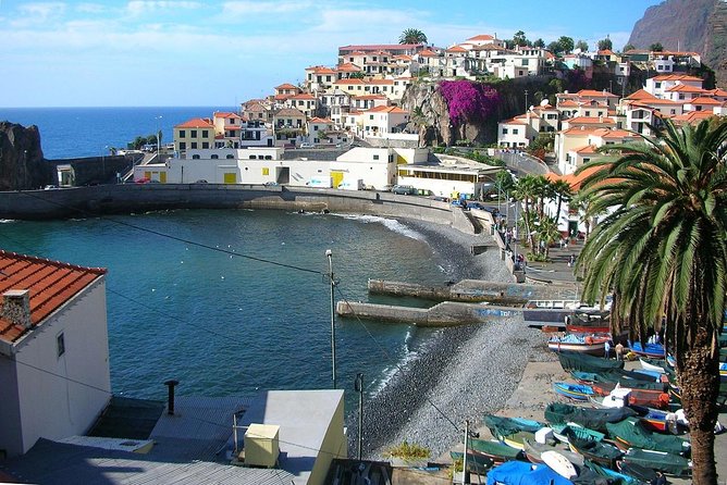 Around The Island - Two Days Tour From 9am To 5pm (Each Day) - Day 1: Cabo Girão, banana walks, Porto Moniz pools, and Câmara de Lobos