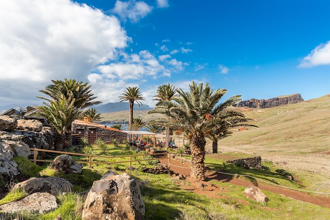 Basic Tour 1 - Cais do Sardinha to Quinta do Lorde (one way) - Stop at Cais do Sardinha: the quick dip everyone dreams about