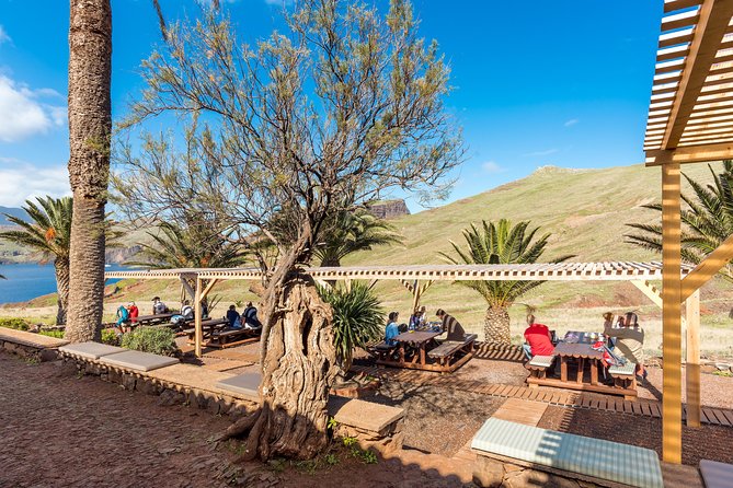 Basic Tour 1 - Cais do Sardinha to Quinta do Lorde (one way) - Price and value: what $17.36 buys you in real life