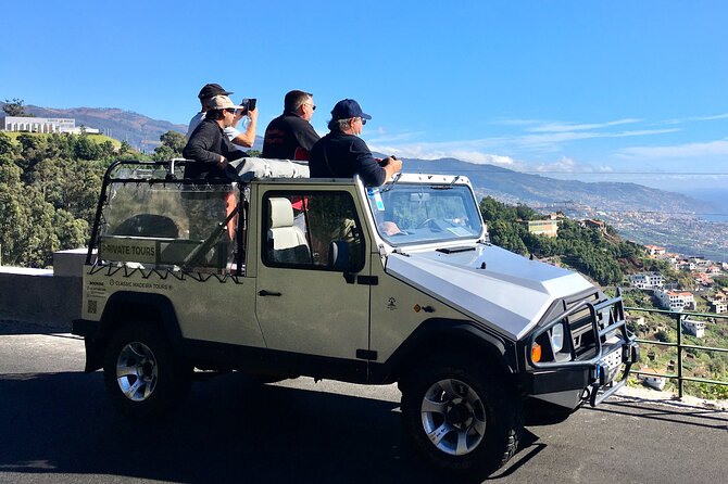 CABO GIRÃO (Half Day tour/3h) / Private Classic Car (4L). - Camara de Lobos: poncha, fishing village vibes, and a local flavor lesson