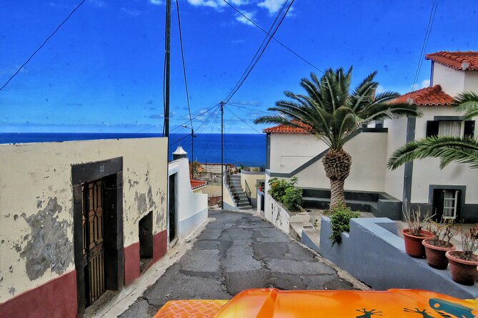 Cabo Girão & mountains 4x4 tour - Miradouro da Boca dos Namorados: your top-down look at Curral das Freiras