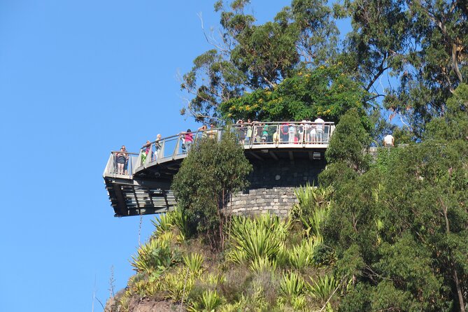 Cabo Girão & mountains 4x4 tour - How the guide and 4x4 ride improve your day