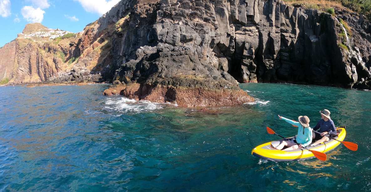 Câmara de Lobos: Private Guided Kayaking Tour in Madeira - Snorkeling gear and sea-life time (without turning the tour into a full lesson)
