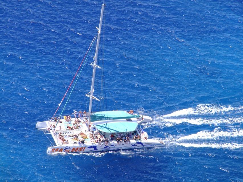 Desertas Islands Full-Day Catamaran Trip from Funchal - Lunch Onboard With Drinks: Good Food, Simple Timing