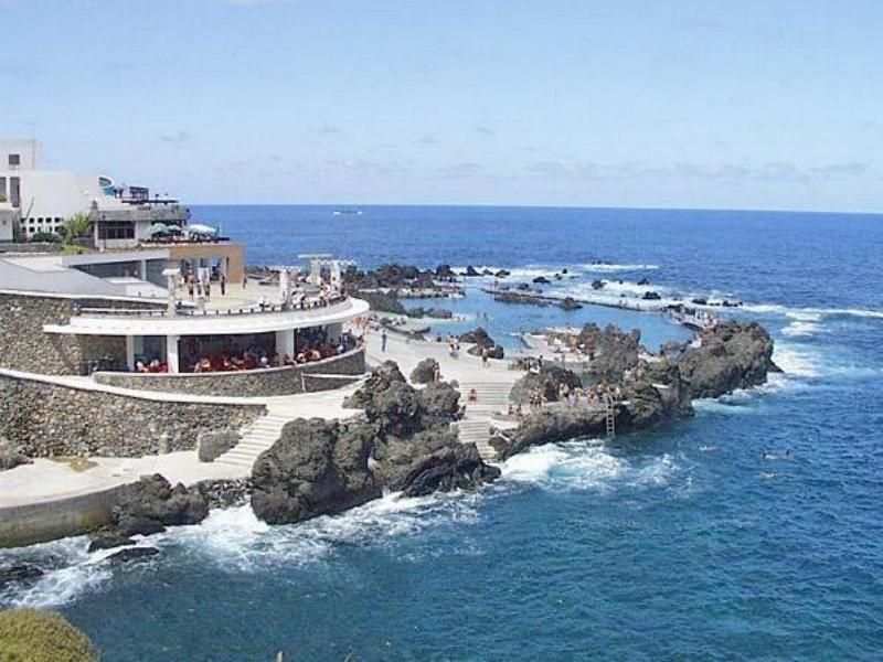 Discover Madeira: Full-Day Tour to Porto Moniz - Practical Stuff: What to Bring and What to Expect On the Bus