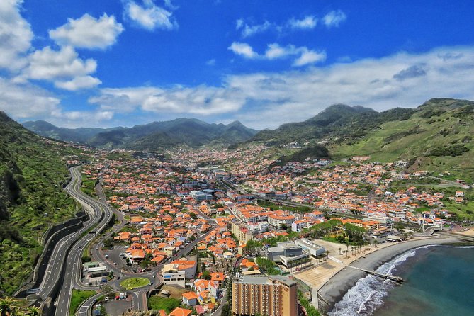 East 4x4 Santana & Peaks - Santana Village: Thatched Roofs, Village Time, and a Lunch Choice