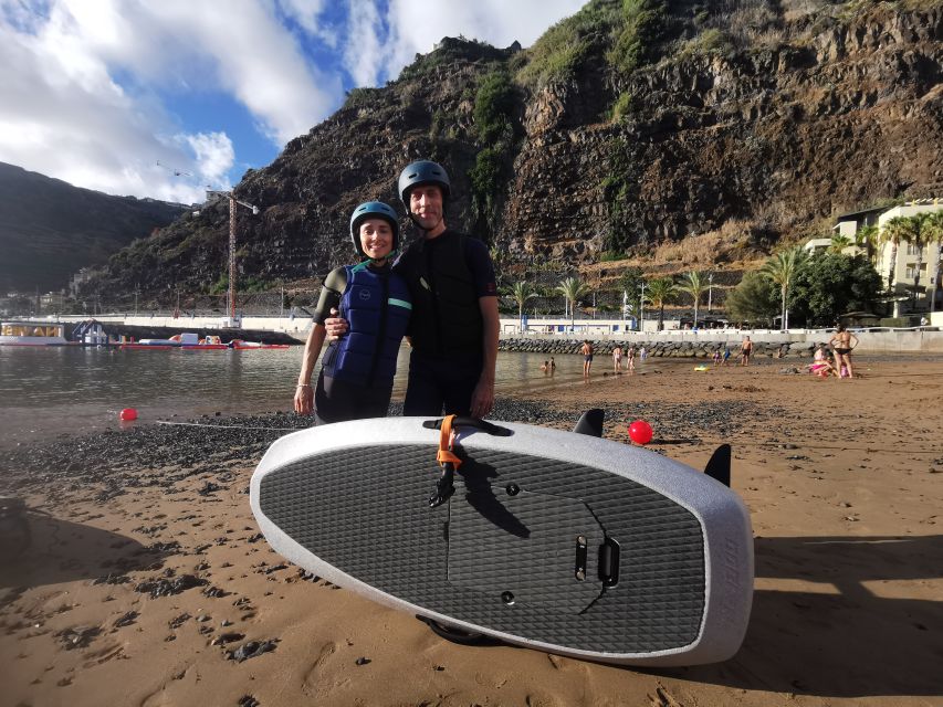 Efoil Surf Board Lesson in Calheta Beach - The adrenaline factor: what makes e-foil different from other water thrills