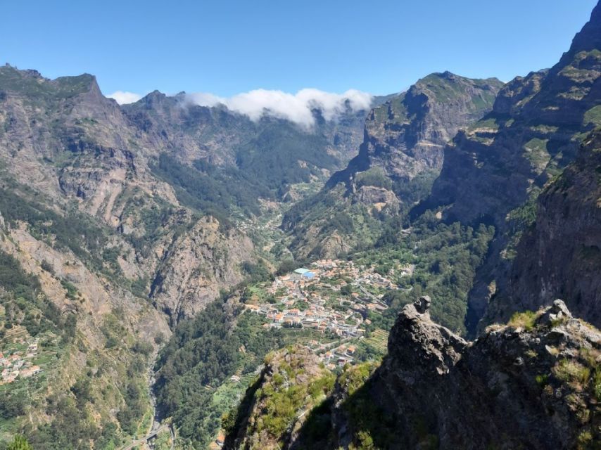 Eira do Serrado / Curral das Freiras (Nun's Valley) - Quick hits for Eira do Serrado and Curral das Freiras