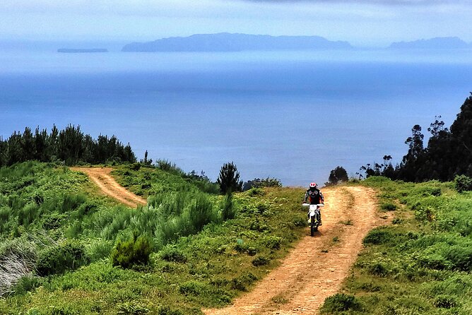 Enduro Dirt-Bike Tour - Booking and getting there: Caniço start at ER204 70