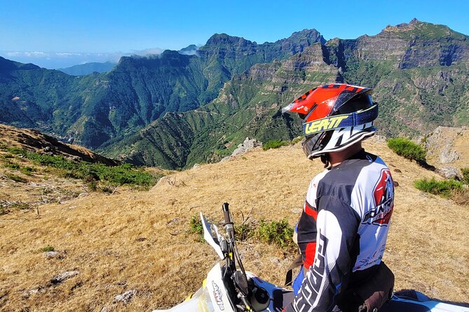 Enduro Dirt-Bike Tour - Stop 3: Santana for culture and another reset between trails