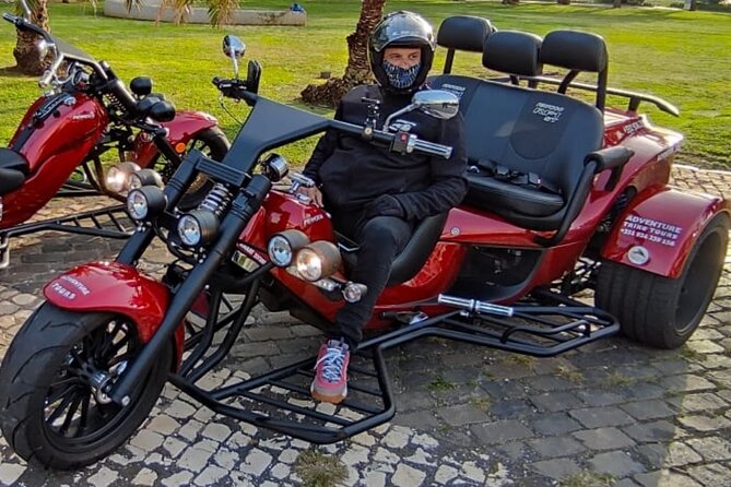 Experience Madeira Private Tour on a Trike - Stop 2: Câmara de Lobos and the Viewpoint Ride