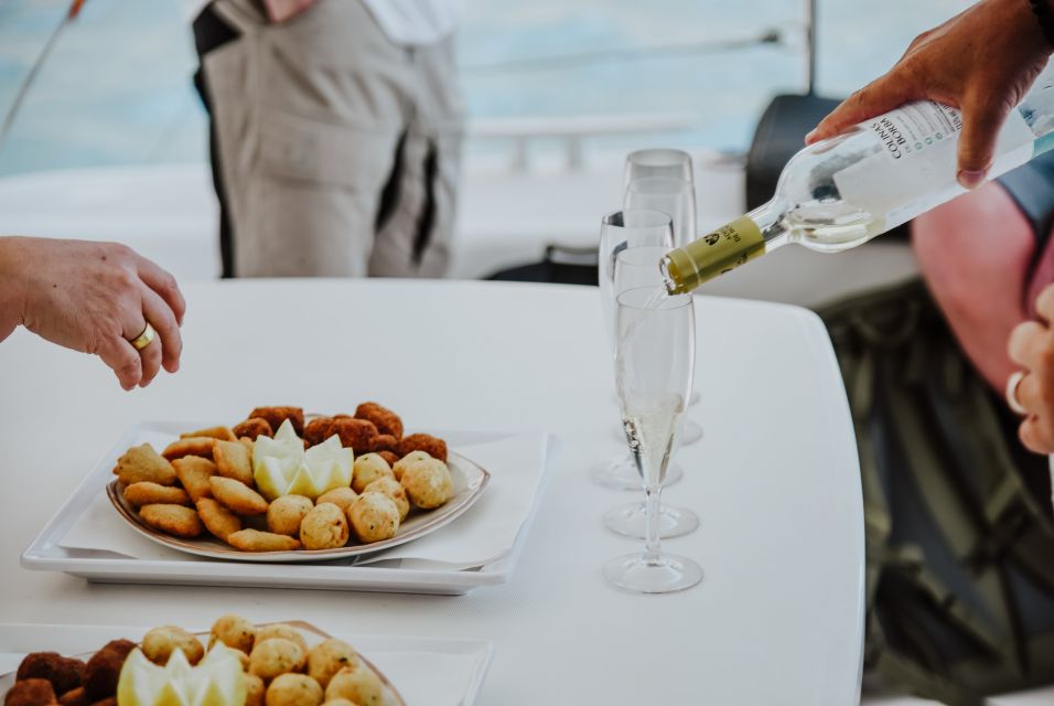From Funchal: Cabo Girao Sunset Cruise on Luxury Catamaran - Who this Cabo Girão sunset cruise fits best