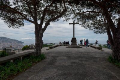 From Funchal: Madeira Nuns Valley Sightseeing Tuk-Tuk Tour - The Lift-Up to Pico dos Barcelos (355 m): A Viewpoint Built for Cameras
