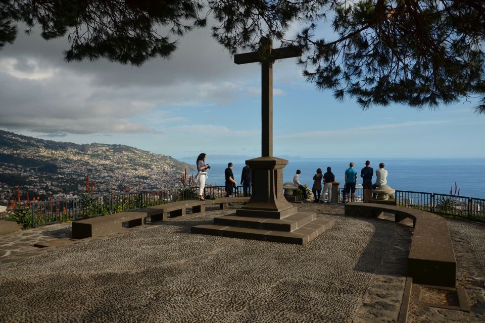 From Funchal: Madeira Nuns Valley Sightseeing Tuk-Tuk Tour - Eira do Serrado (1,095 m): Peak-High Views Over the Valley