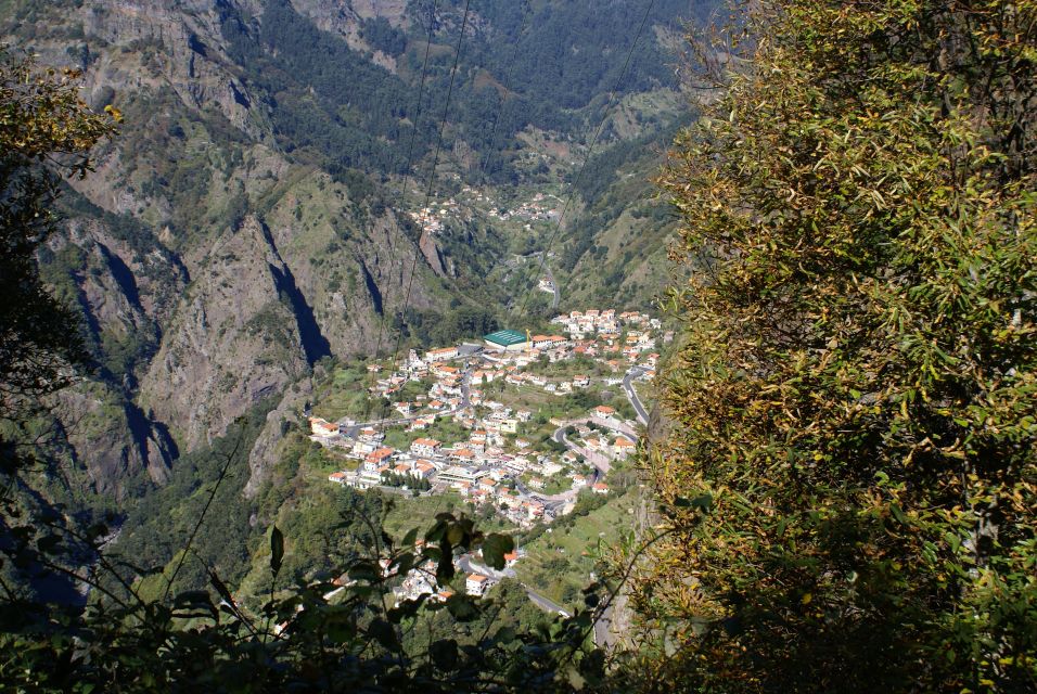 From Funchal: Madeira Nuns Valley Sightseeing Tuk-Tuk Tour - How the Tour Works in Real Life: Timing and Stops