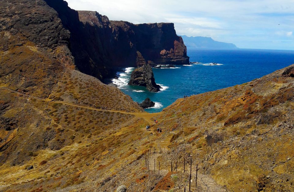 From Funchal: Ponta de São Lourenço/Caniçal Full-Day Hike - Guides, pacing, and why the group day feels comfortable