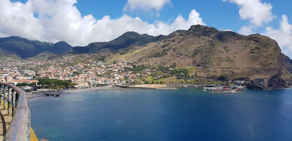 From Funchal: Santana and Pico do Areeiro East Island Tour - Santana: colorful triangle houses, local life, and optional lunch time
