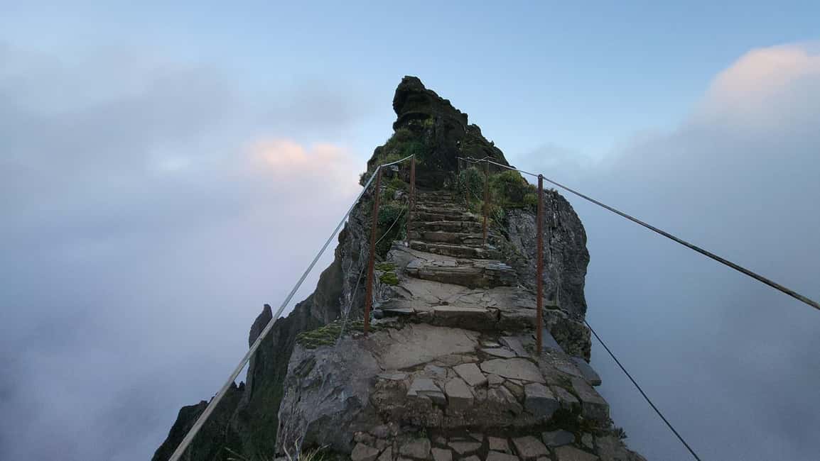 From Funchal: Transfer to Pico do Arieiro & Pico Ruivo Trail - Who should book this (and who should skip it)