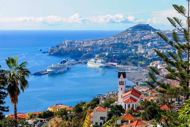 Full Day East of Madeira Tour - Entering East Madeira from Funchal: pickup, timing, and small-group comfort