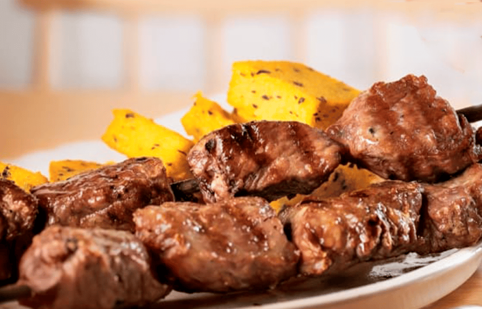 Funchal: Amazing Dinner with Folklore - Key Points at a Glance