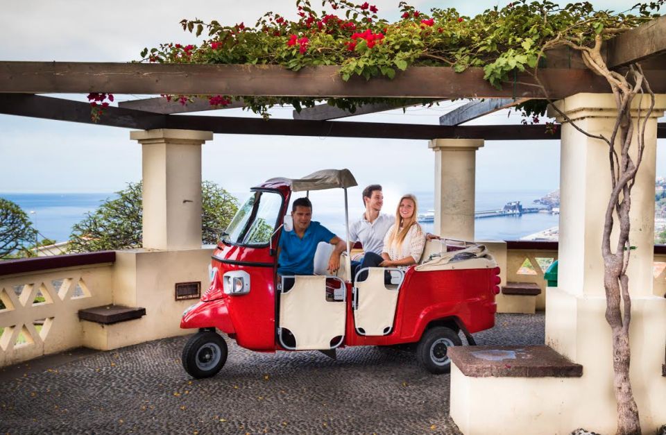 Funchal: Best Viewpoints Guided Tuk Tuk Tour - Old Town of Funchal: 16th-Century Portuguese Roots You Can Actually See