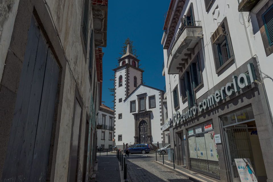 Funchal: City Highlights Tuk-Tuk Tour - Convento de Santa Clara, Museu Quinta das Cruzes, and City Hall: quick passes, useful context