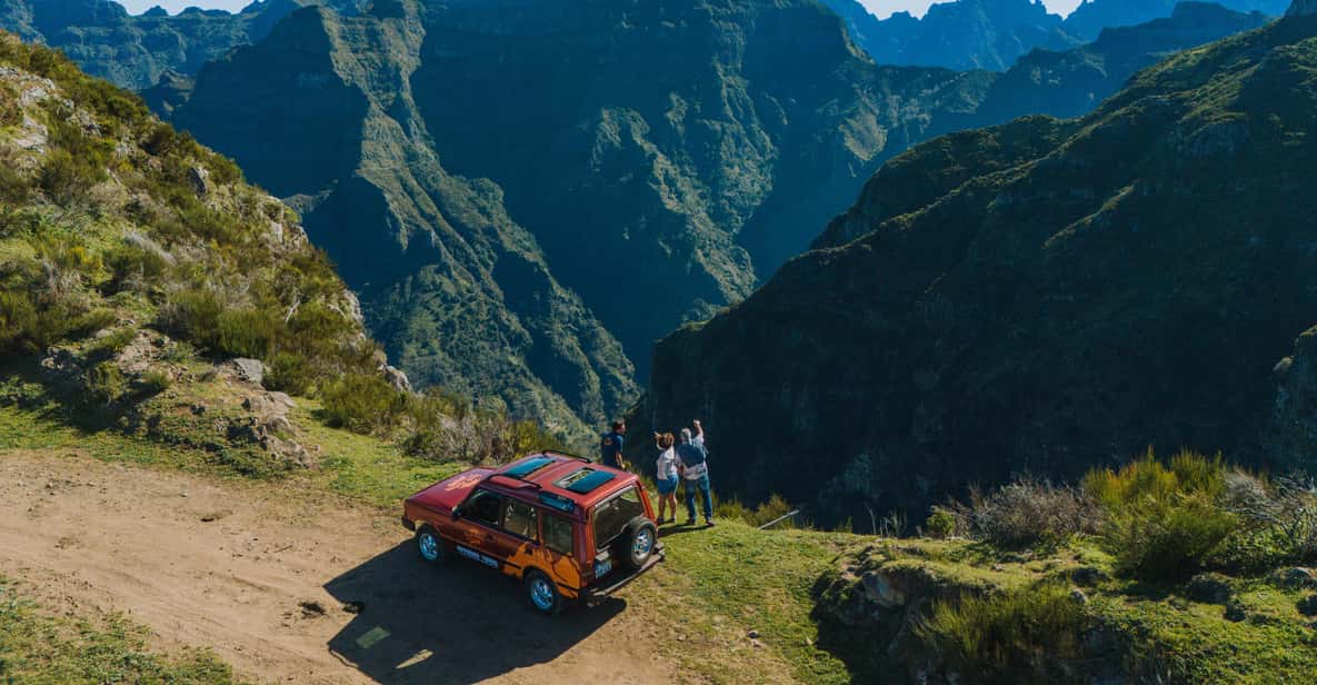 Funchal: Craft Your Adventure, private Jeep Tour w/ pick-up - Traditional drinks and local food: what to expect and how to handle it