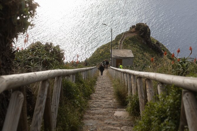 Funchal highlights 5h Private Tour in Madeira - Stop 5: Câmara de Lobos, Churchill, and Fishing Traditions