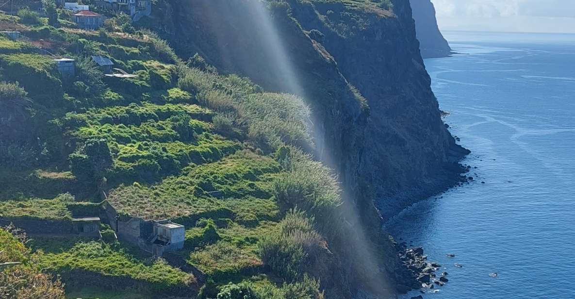 Funchal: Maderia Island Off Road Jeep Tour with Swim Stop - From Câmara de Lobos and old roads to the 1500m plateau above the clouds
