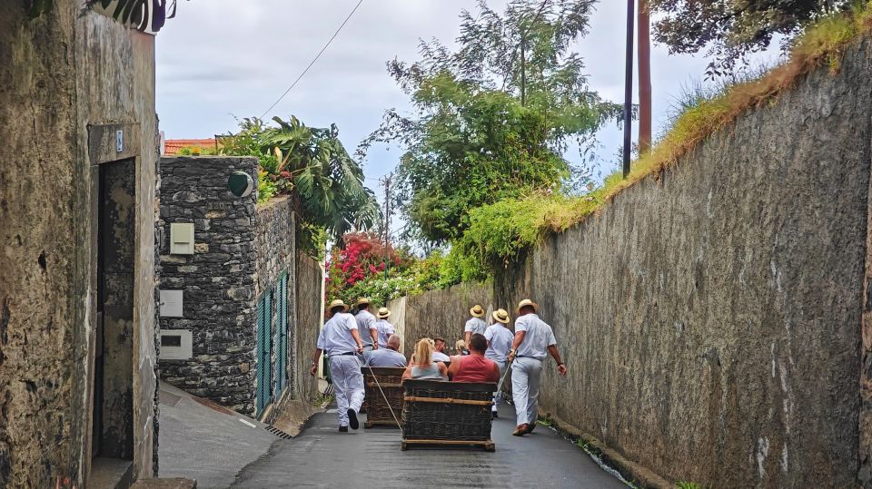 Funchal: Monte Toboggan and Old Town Tour by Tuk-Tuk - Caminho do Monte 82: photo stops that help you see the whole area