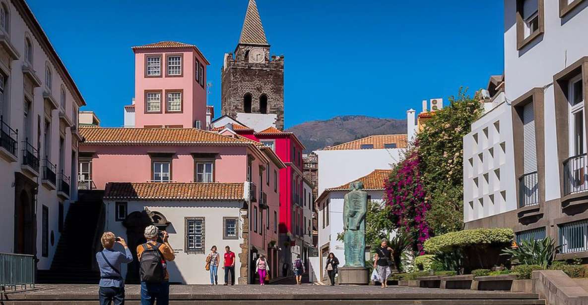 Funchal: Old Town Walking Tour - Entering The Colégio dos Jesuítas do Funchal: where the story starts