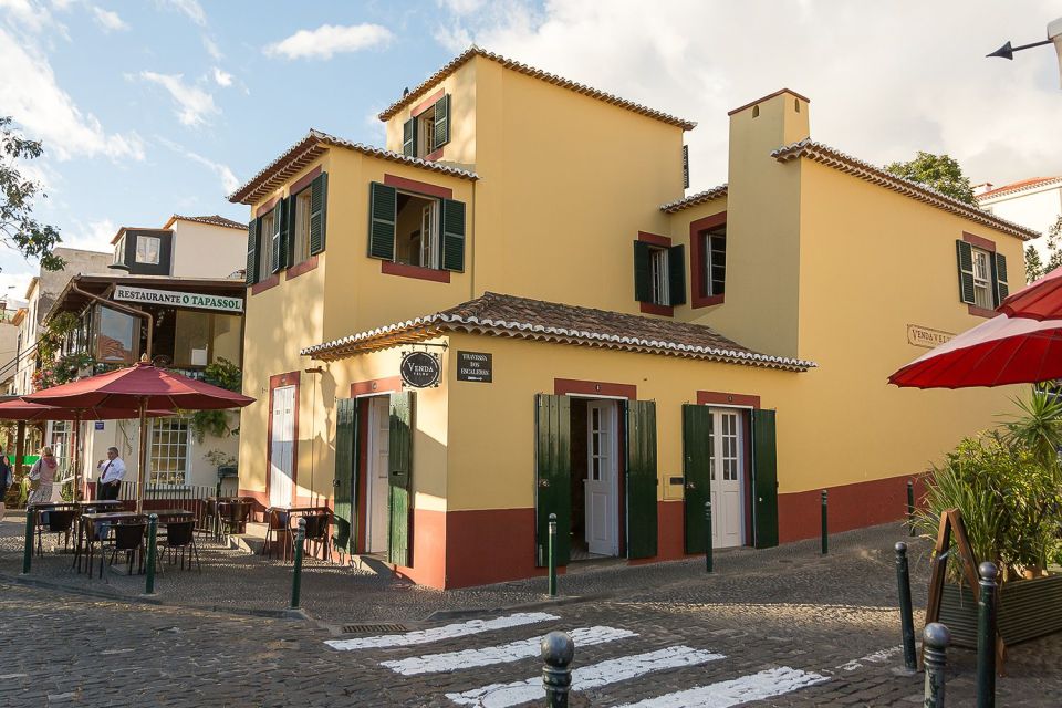 Funchal: Old Town Walking Tour - The 19th-century sweet factory and Madeira’s food economy