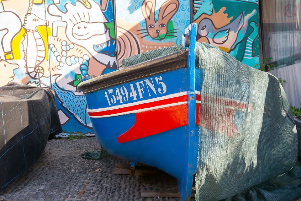 Funchal: Old Town Walking Tour - Colombo Square: sugarcane, power, and the Americas link