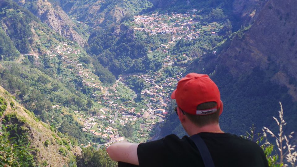 Funchal: Pico Arieiro, Cristo Rei and Dolphins Watching - Price and Value: What You’re Paying For (and What You’re Not)