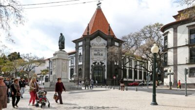 Funchal: Private Guided Walking Tour - Through the sugar-era streets: finding Funchal’s medieval heart