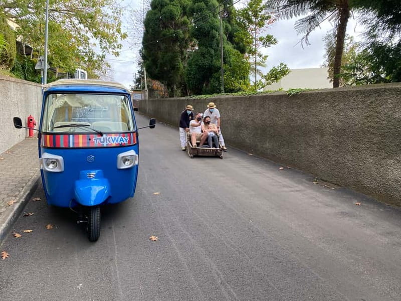 Funchal: Toboggan and Old Town Experience with Tukway - Tukway’s 2-Hour “Monte First, Old Town Second” Plan