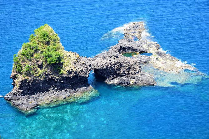 Go West - The most popular tour - Seixal: Black Sand by the Port and the Cliff Backdrop