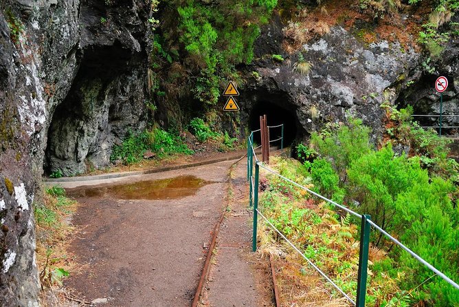 Green Cauldron - Group size, pacing, and who this hike suits best