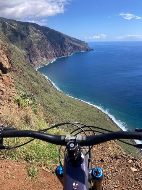 Half-Day Cross-Country Mountain Biking in Madeira - From Lokoloko (Caniço de Baixo) to the Trail: How the Day Starts
