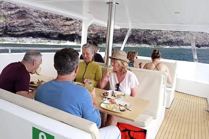 Half Day Madeira Island Cruise with Lunch - Lunch onboard: warm buffet food plus a real coffee moment