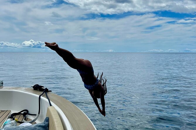 HD Private Boat Tour from Funchal – Swim, Paddle, Snorkel&Relax - Swim, snorkel, paddle board: how to make the most of the sea time