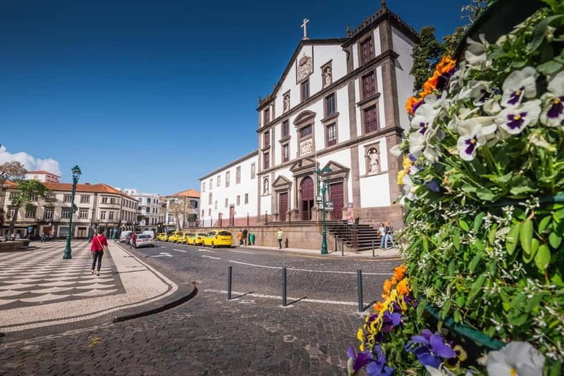 Hidden Funchal: Stories & Secrets Tour - The 1566 French attack story, and how Funchal got its shape
