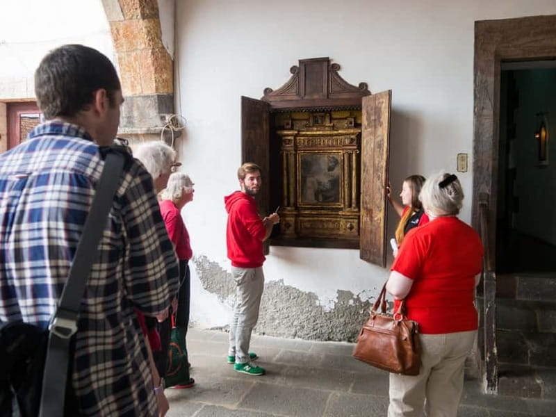 Hidden Funchal: Stories & Secrets Tour - Santa Clara Monastery: nuns, royal visitors, and queijadas