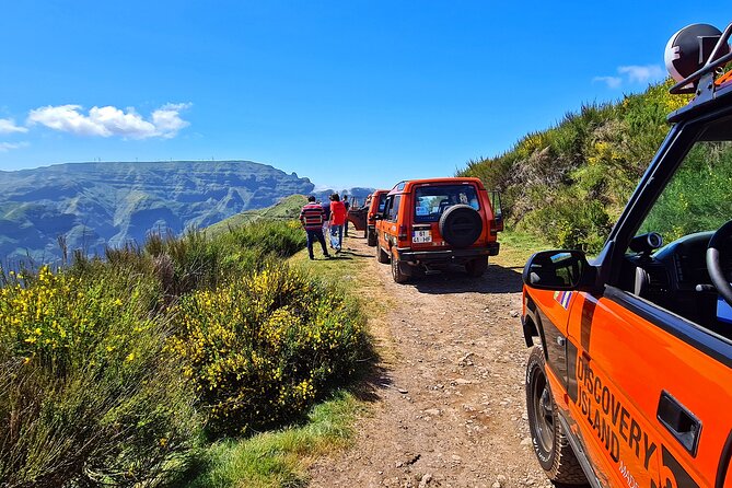 Jeep Safari Câmara de Lobos Cabo Girão Half Day Tour - 4 hours of Madeira: how this Jeep Safari works