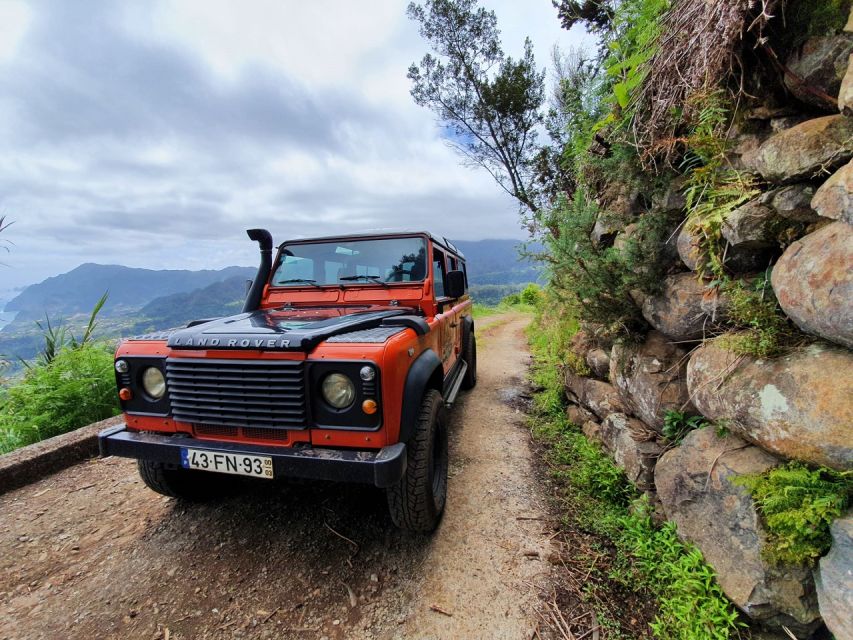 Jeep Tour Santana to East-Side - Starting in Funchal, Then Up Toward Pico do Arieiro